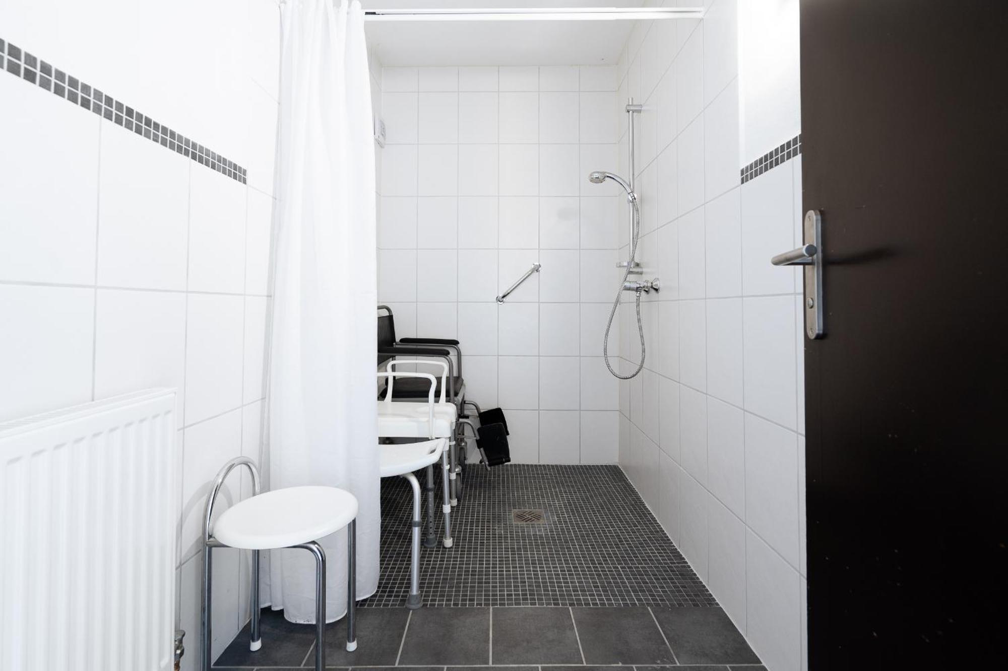 Das Solaris 11 Beach Apartment Mit Gemeinschaftssauna Und Grillplatz Groemitz Luaran gambar